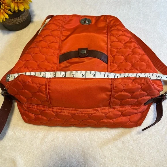 ๐ Mosey/ Vera Bradley Quilted Nylon Backpack Orange Rust with Brown Leather Trim - Picture 3 of 13